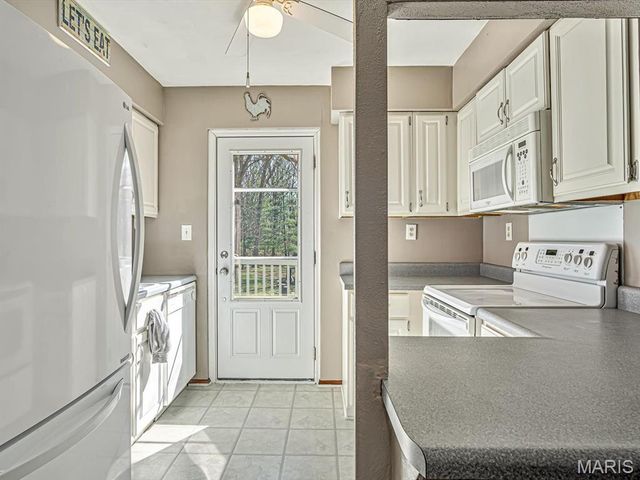 4914 State Route 127 Route, Nashville, IL 62263