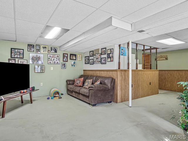 4914 State Route 127 Route, Nashville, IL 62263