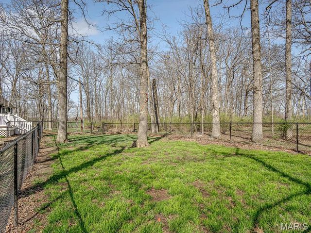 4914 State Route 127 Route, Nashville, IL 62263