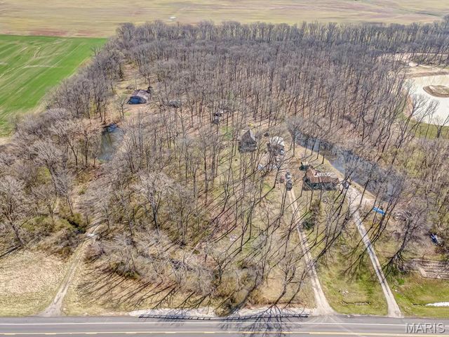 4914 State Route 127 Route, Nashville, IL 62263