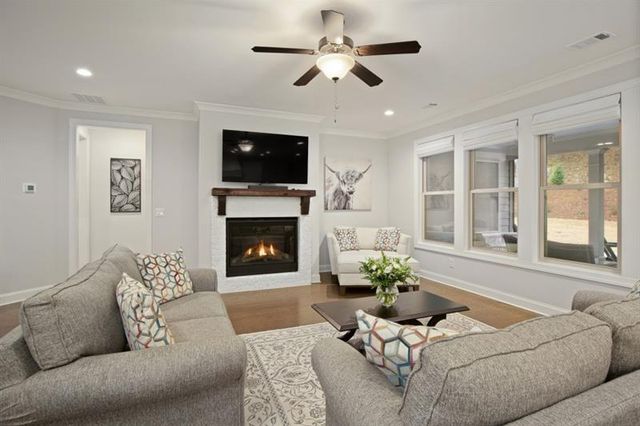 202 Vandiver Court, Acworth, GA 30101