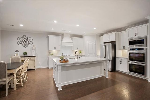 202 Vandiver Court, Acworth, GA 30101