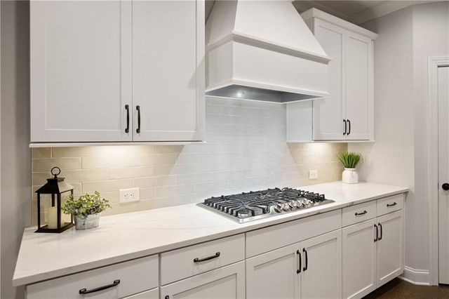 202 Vandiver Court, Acworth, GA 30101