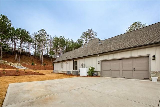 202 Vandiver Court, Acworth, GA 30101