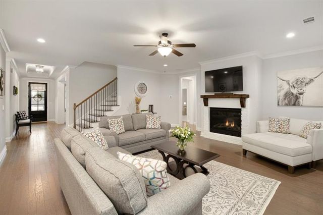 202 Vandiver Court, Acworth, GA 30101