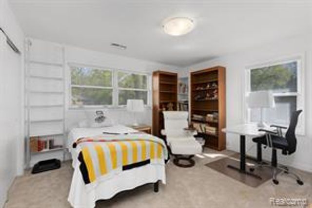 12959 Talbot Lane, Huntington Woods, MI 48070