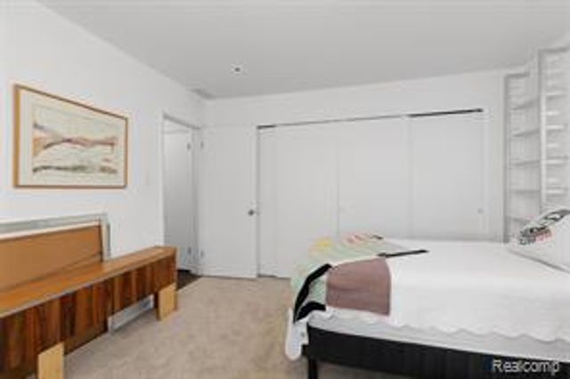 12959 Talbot Lane, Huntington Woods, MI 48070