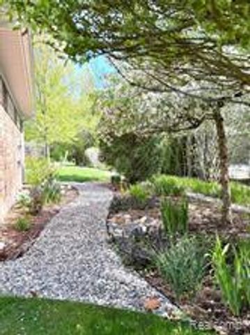 12959 Talbot Lane, Huntington Woods, MI 48070