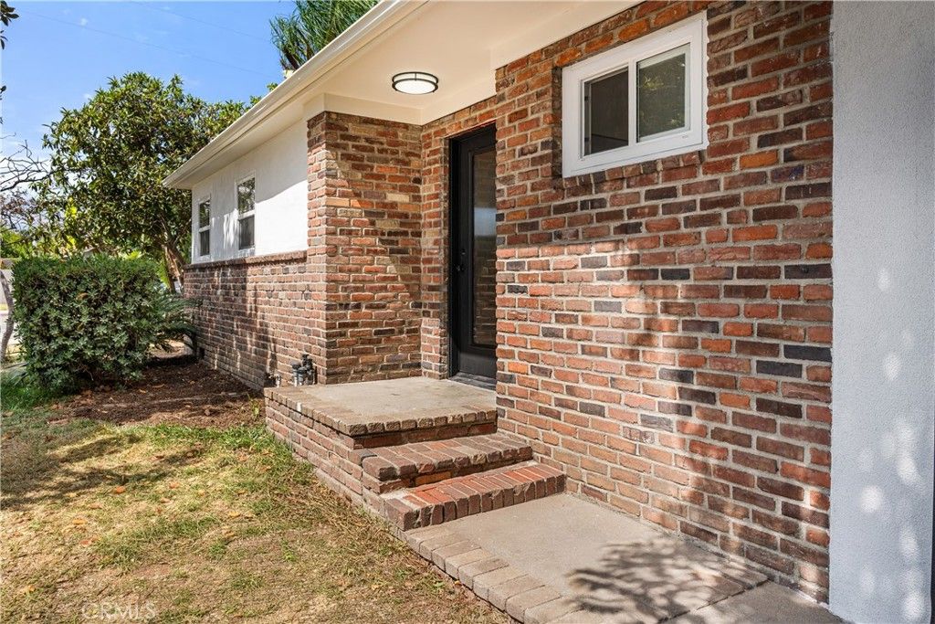 884 Lewis Street, Pomona, CA 91768 — photo 4