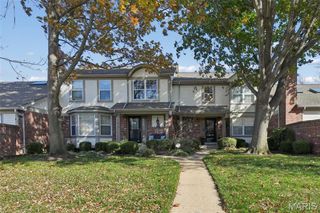 1904 Dewitt Ridge Drive, Chesterfield, MO 63017