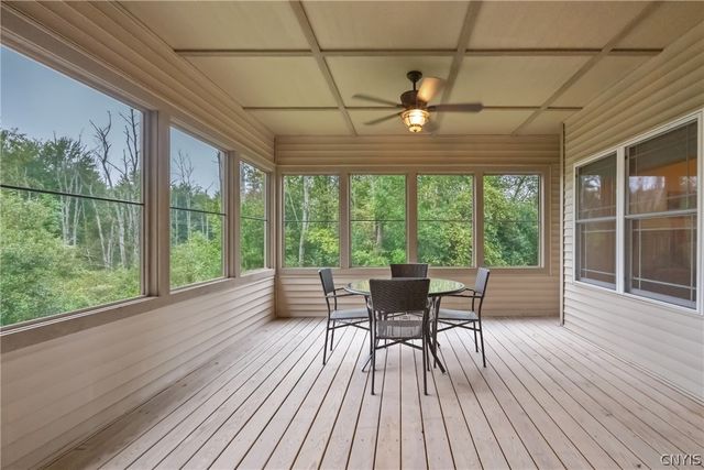4810 Appaloosa Trl, Clay, NY 13041