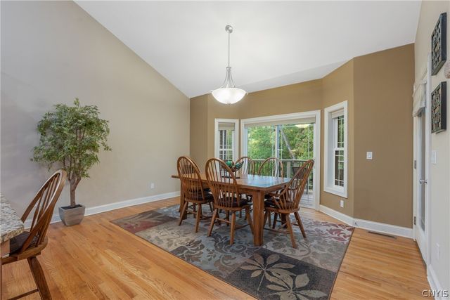 4810 Appaloosa Trl, Clay, NY 13041