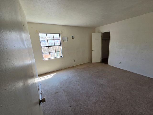 2502 E Timberview Lane, Arlington, TX 76014