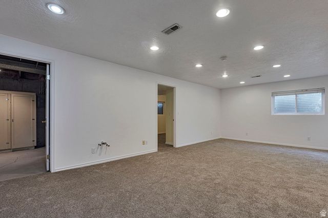 2113 W SURREY CIR, Taylorsville, UT 84129