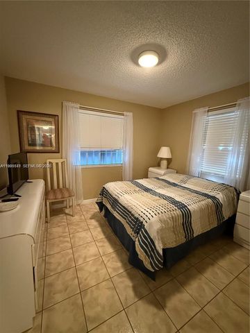 627 Waterside Drive 627, Hypoluxo, FL 33462