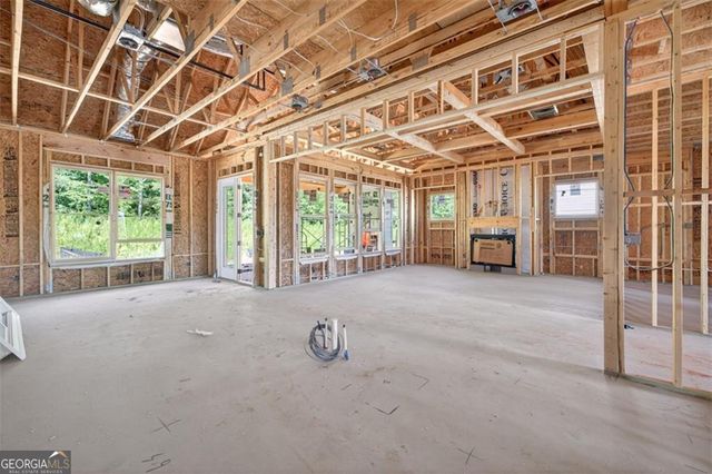 371 Lake Vista Drive, Statham, GA 30666