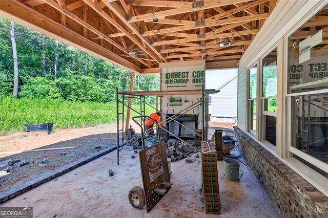 371 Lake Vista Drive, Statham, GA 30666
