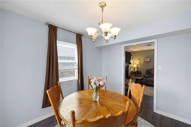 1512 N Jackson Avenue, Russellville, AR 72801