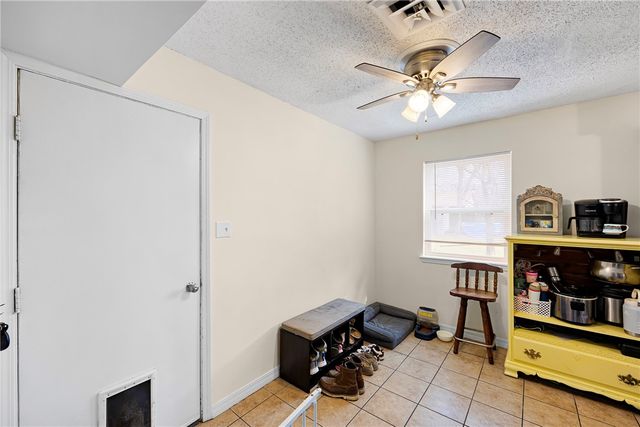 1512 N Jackson Avenue, Russellville, AR 72801