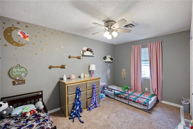 1512 N Jackson Avenue, Russellville, AR 72801