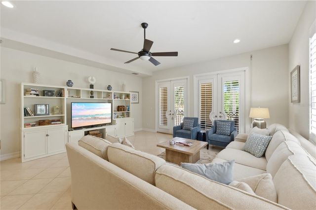 2859 TIBURON BOULEVARD E 102, Naples, FL 34109
