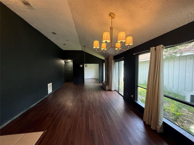 1610 Brickarbor Drive, Katy, TX 77449