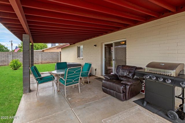 4333 E DESERT CACTUS Street, Phoenix, AZ 85032