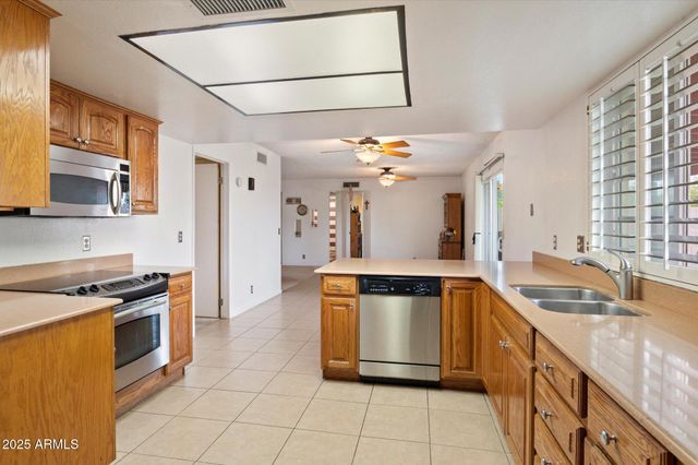 4333 E DESERT CACTUS Street, Phoenix, AZ 85032