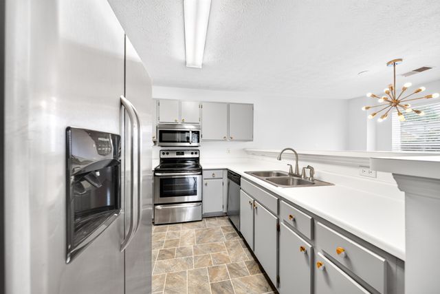 383 Bonita Pkwy, Hendersonville, TN 37075