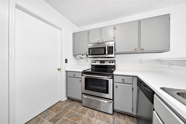 383 Bonita Pkwy, Hendersonville, TN 37075