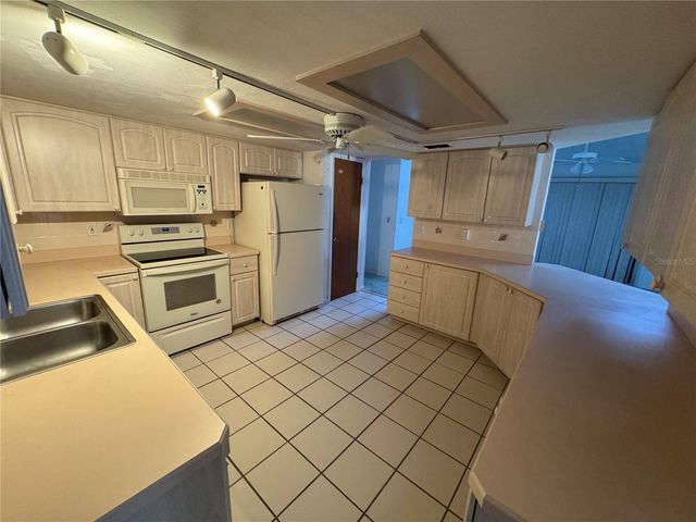 202 NORTH STREET, New Smyrna Beach, FL 32168