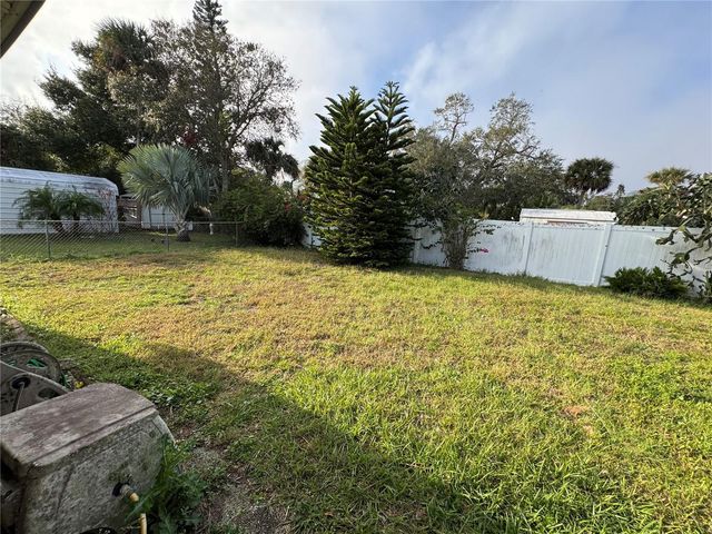 202 NORTH STREET, New Smyrna Beach, FL 32168