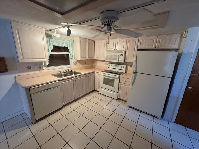 202 NORTH STREET, New Smyrna Beach, FL 32168