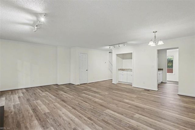 2133 S Henry St Unit 40, Williamsburg, VA 23185