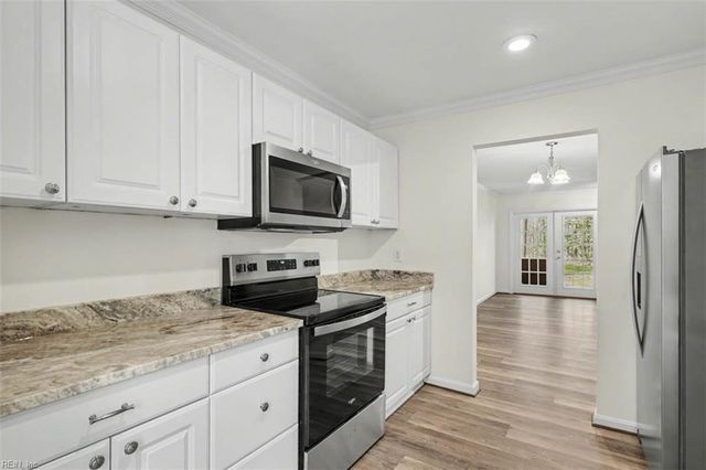 2133 S Henry St Unit 40, Williamsburg, VA 23185