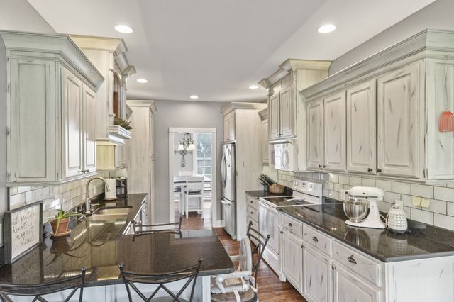 3965 Peden Mill Rd, Franklin, KY 42134