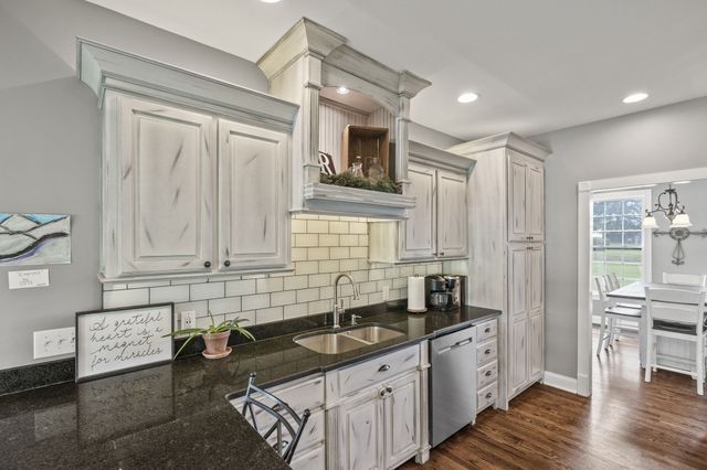 3965 Peden Mill Rd, Franklin, KY 42134