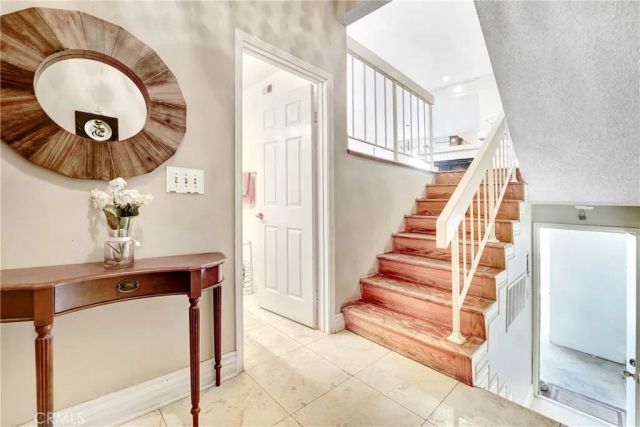 5514 Las Virgenes, Calabasas, CA 91302