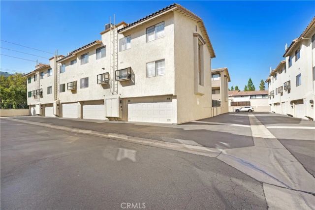 5514 Las Virgenes, Calabasas, CA 91302