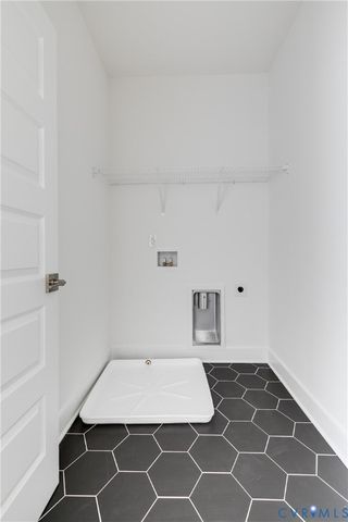 2113 Venable St, Richmond, VA 23223