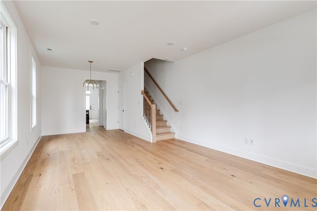 2113 Venable St, Richmond, VA 23223