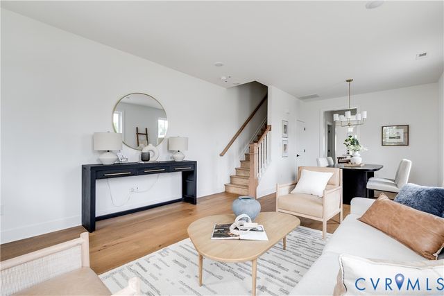 2113 Venable St, Richmond, VA 23223