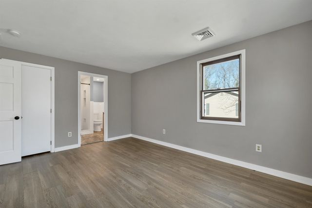 17 Harding Road, Portsmouth, NH 03801