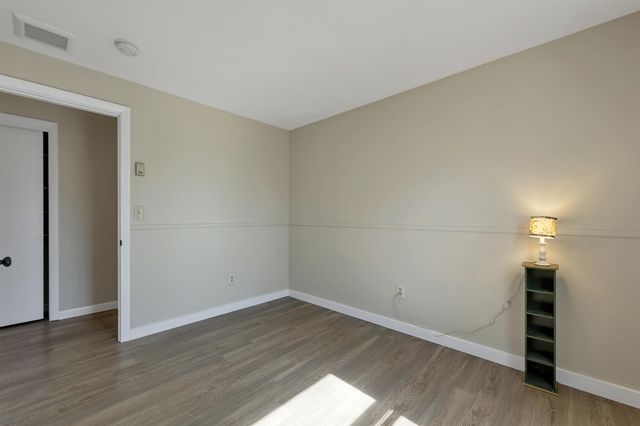 17 Harding Road, Portsmouth, NH 03801