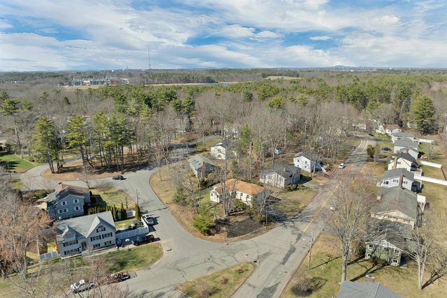 17 Harding Road, Portsmouth, NH 03801