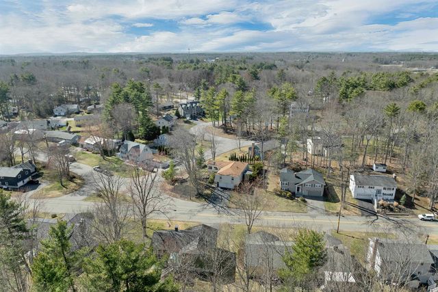 17 Harding Road, Portsmouth, NH 03801