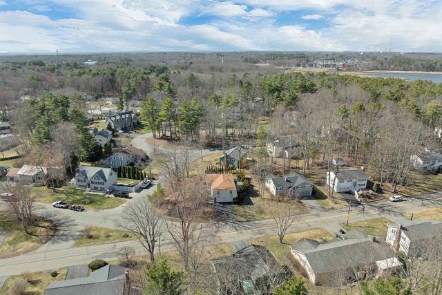 17 Harding Road, Portsmouth, NH 03801