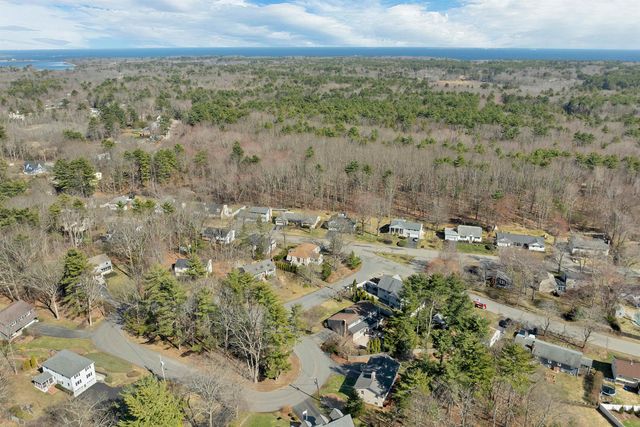 17 Harding Road, Portsmouth, NH 03801