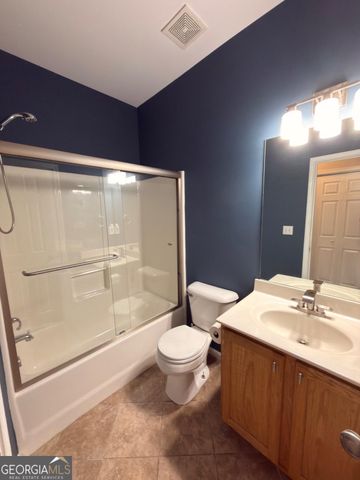 5706 Amberside Lane, Sugar Hill, GA 30518