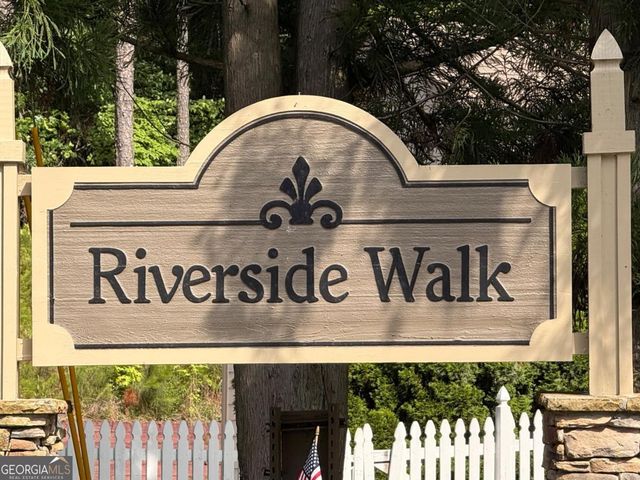 5706 Amberside Lane, Sugar Hill, GA 30518
